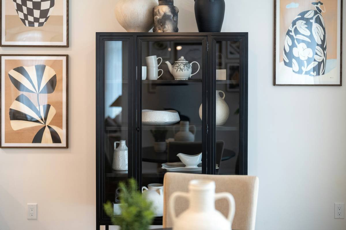 Why Your 3D Art Deserves More Than a Shelf: The Ultimate Guide to Choosing a 3D Art Display Box